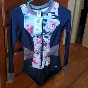 Long sleeve one piece classy zip up swimsuit